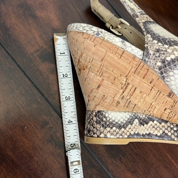 Stuart Weitzman Snake Embossed Leather Sling Back Wedge Heeled Sandals size 11 - Picture 12 of 13